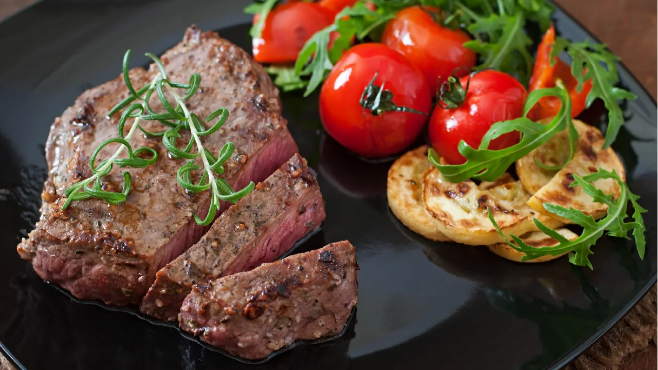 Come cucinare una bistecca in modo impeccabile