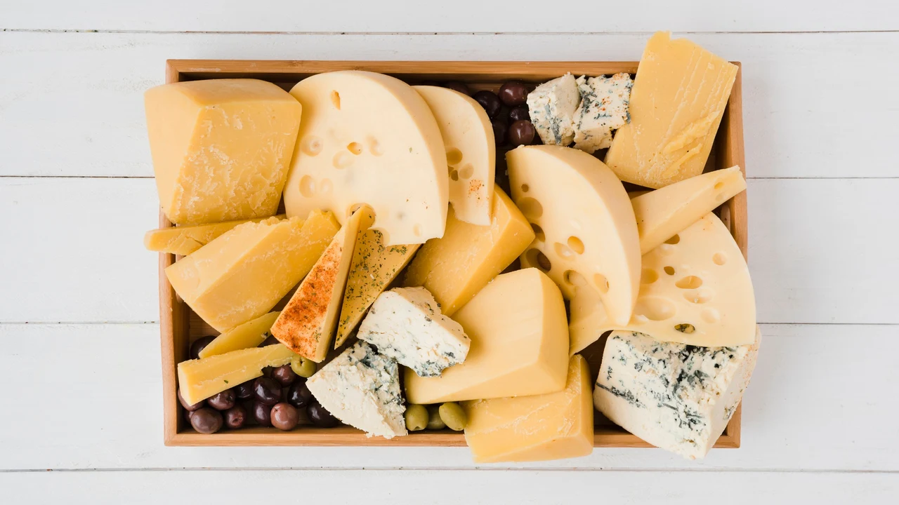 Mangiare formaggio ogni giorno fa bene o male, cosa dicono gli studi